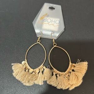 NWOT BOHO TASSEL EARRINGS